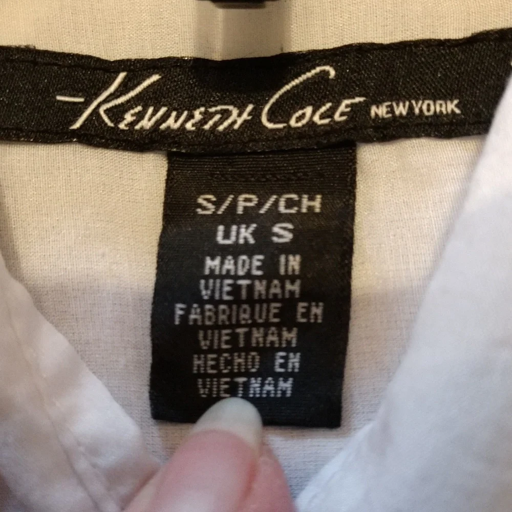 Kenneth Cole Sheer White Blouse sz Small - Picture 5 of 7